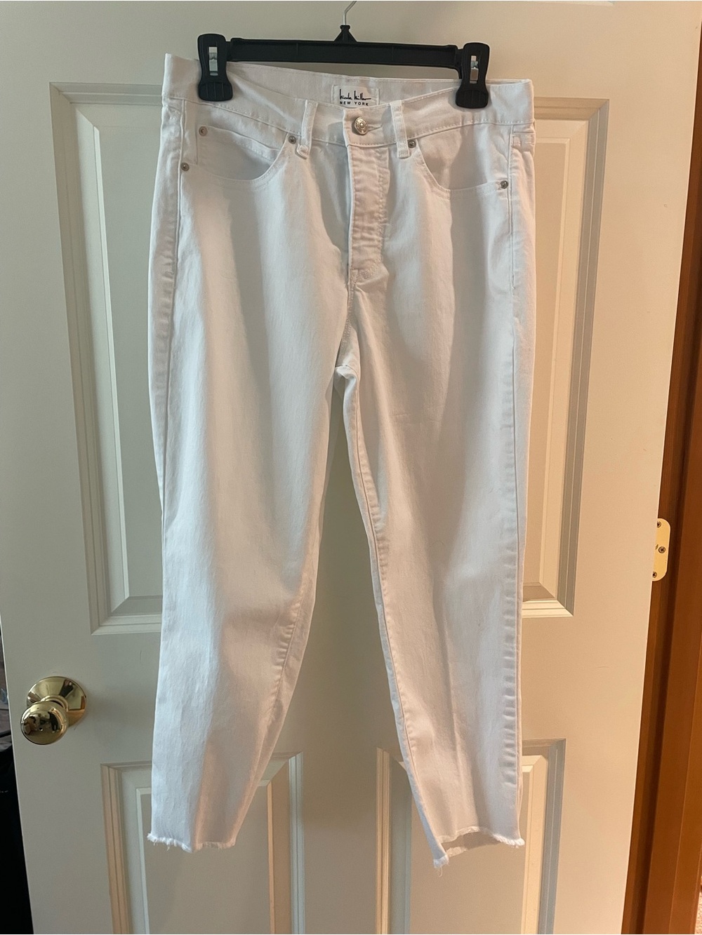 Nicole Miller White Cropped Ankle Jeans